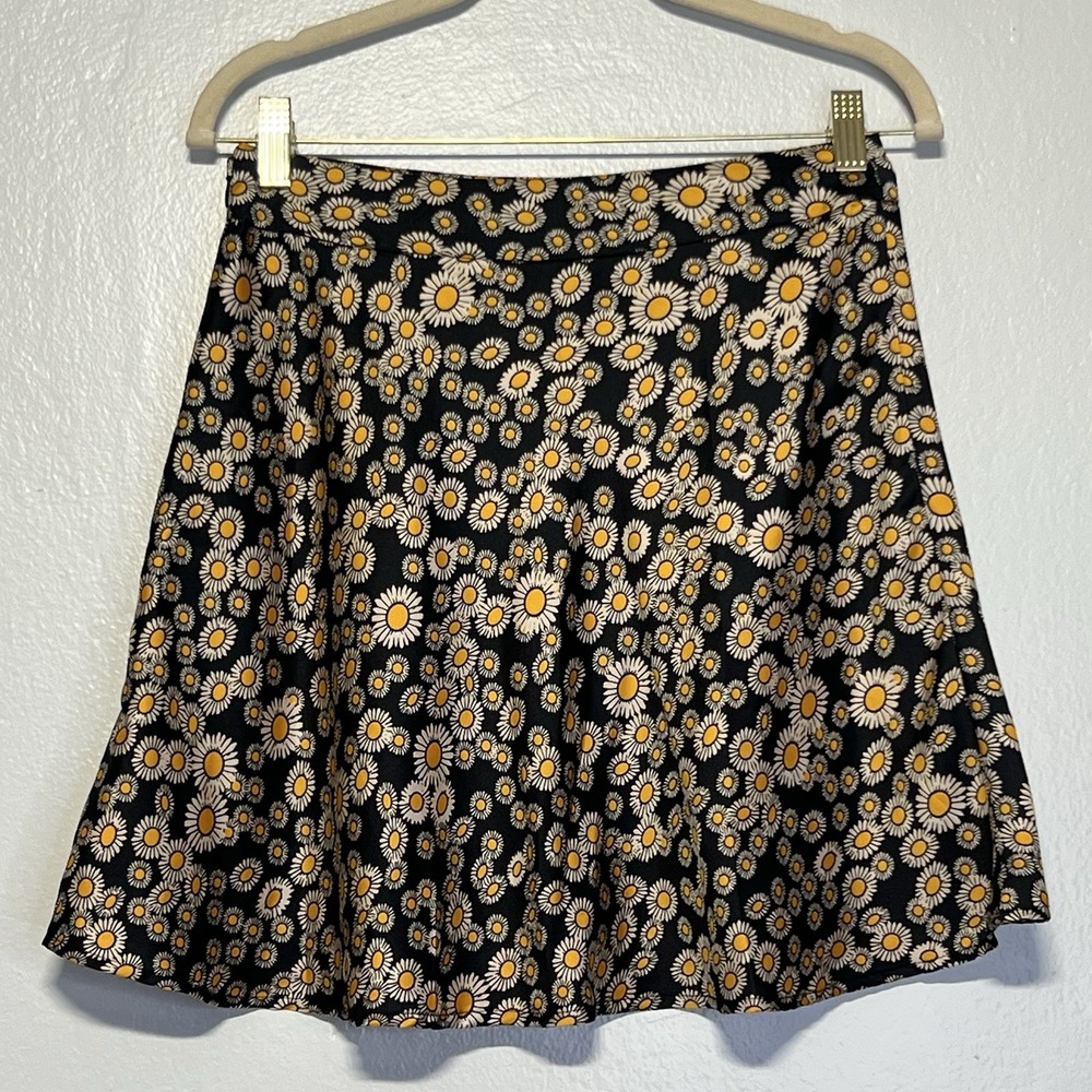 Free People SIZE‎ 6 Phoebe Black Daisy Printed A-Line Skater Mini Skirt boho